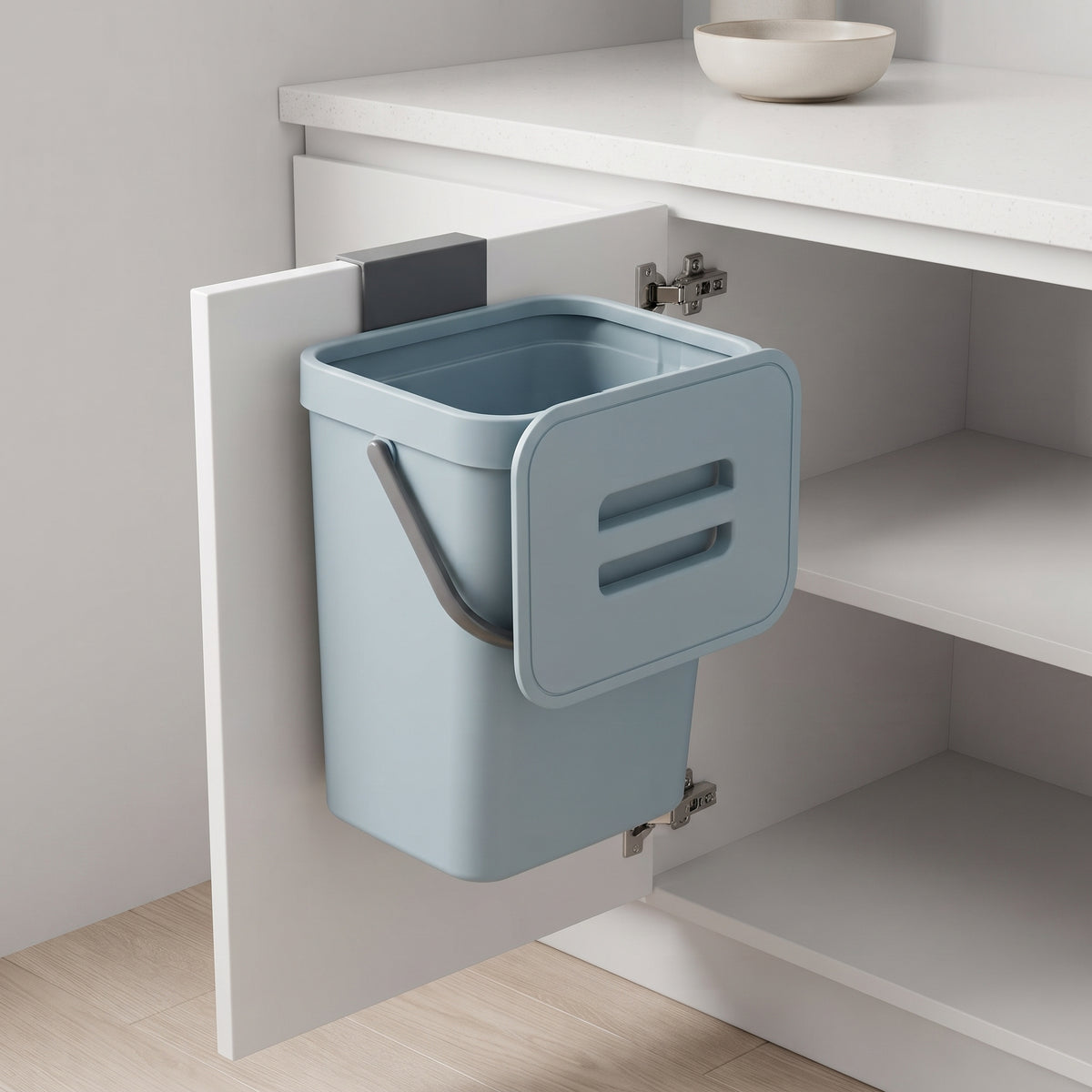 Quiet Close Trash Can – Space-Saving Sealed Kitchen Bin
