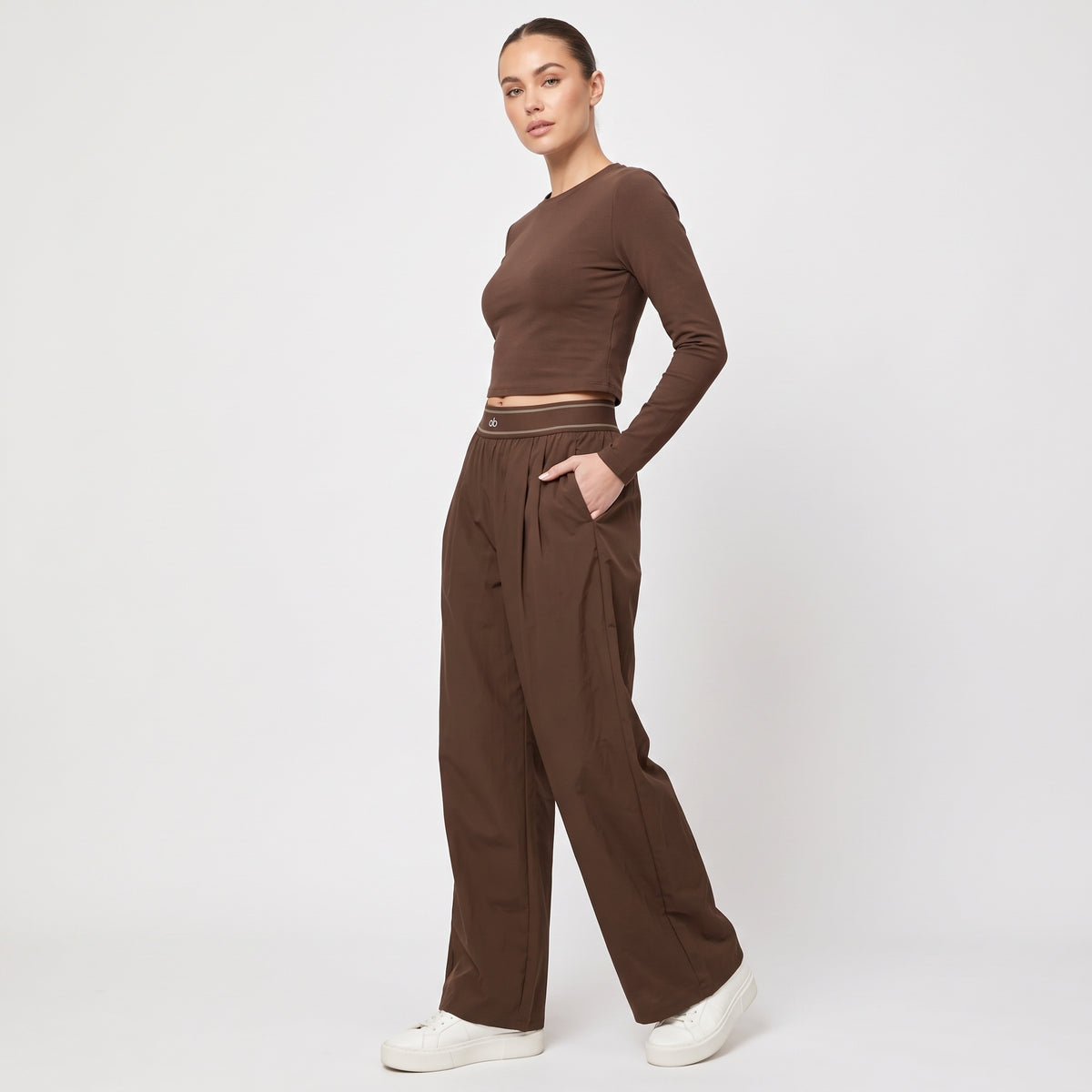 Quick-Dry Wide Leg Athletic Pants for Women, Pleated High Waist with Pockets for Workouts