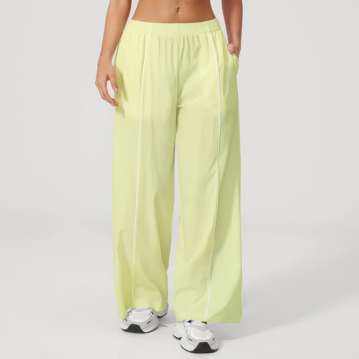 UV-Resistant Yoga Pants for Women with Contrast Stripe Detail and Side Pockets