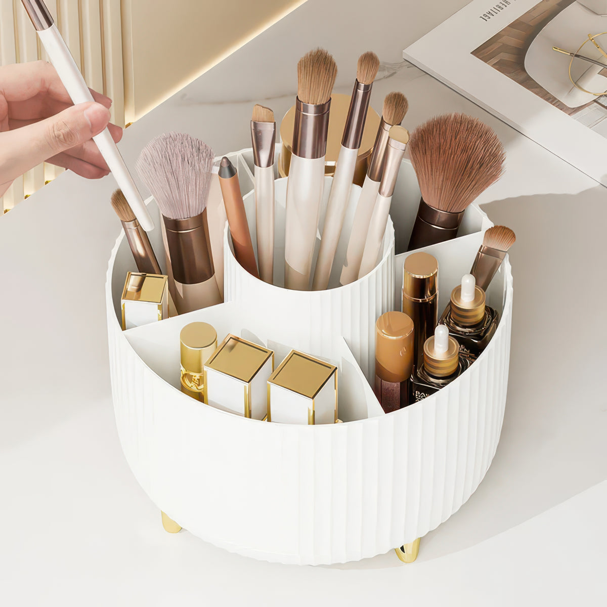 Rotating Makeup Storage – 360° Desktop Cosmetic Organizer