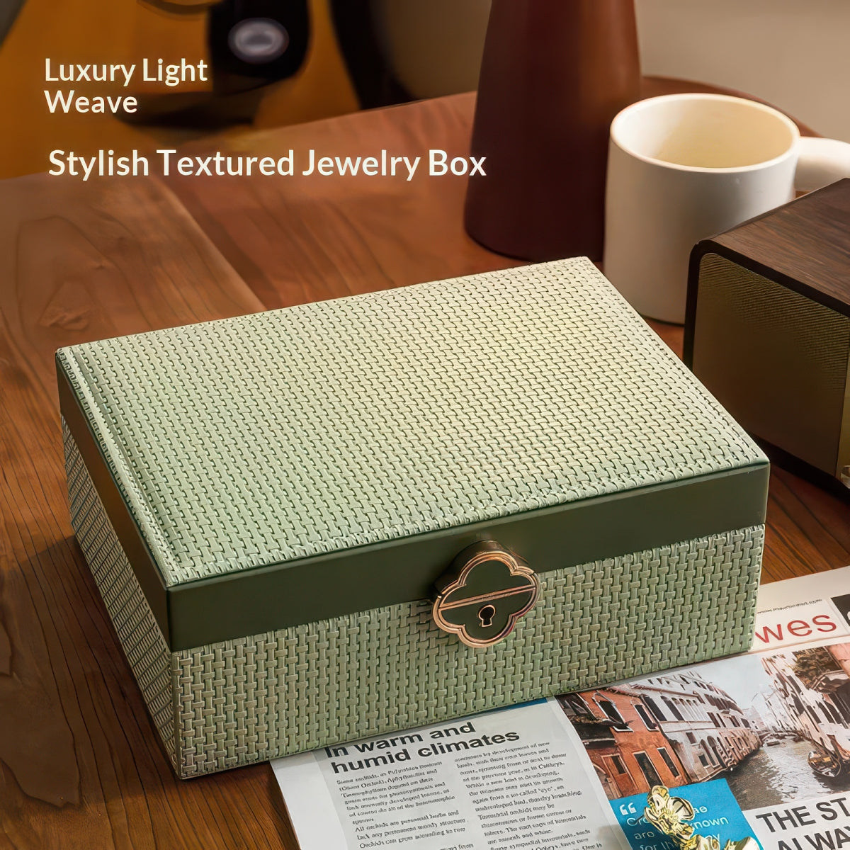 Double-Layer Lockable Jewelry Box with Mirror and 13 Compartments