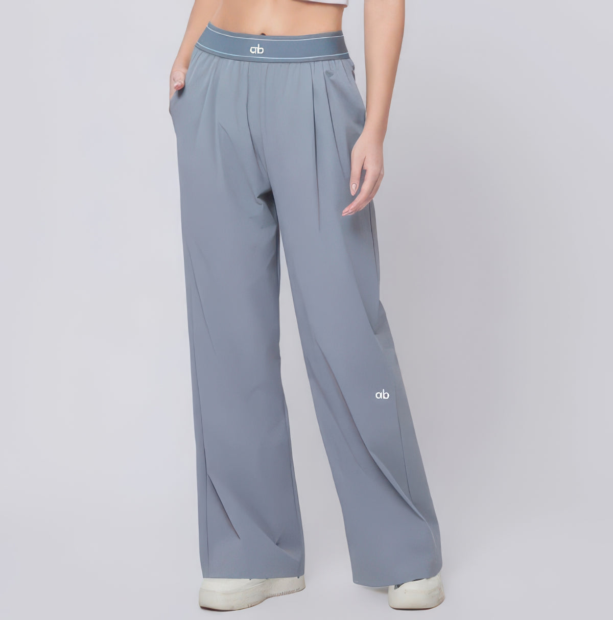Quick-Dry Wide Leg Athletic Pants for Women, Pleated High Waist with Pockets for Workouts