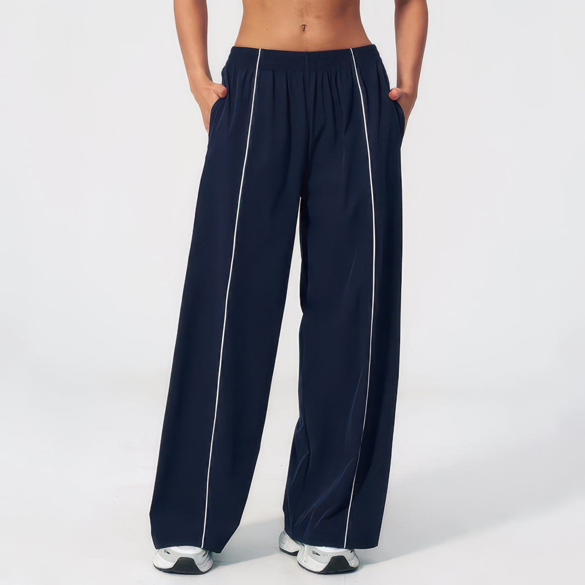 UV-Resistant Yoga Pants for Women with Contrast Stripe Detail and Side Pockets