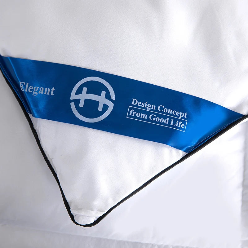 Hotel Style Comforter – Lightweight Fluffy Winter Quilt