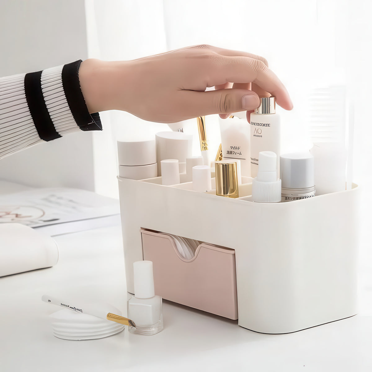 Makeup Organizer with Drawer – Acrylic Brush and Lipstick Holder